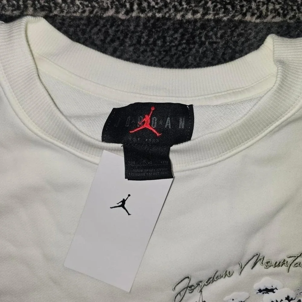 Jordan Fleece Men's Pants and Jordan Mountainside Resort‎ Sweatshirt